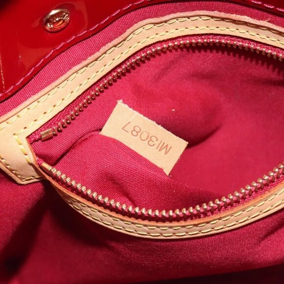LOUIS VUITTON Monogram Vernis Reade PM Hand Bag Pomme D'amour - Picture 14 of 15